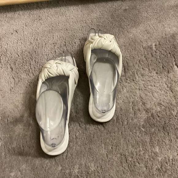 Sandals - Picture 5 of 6